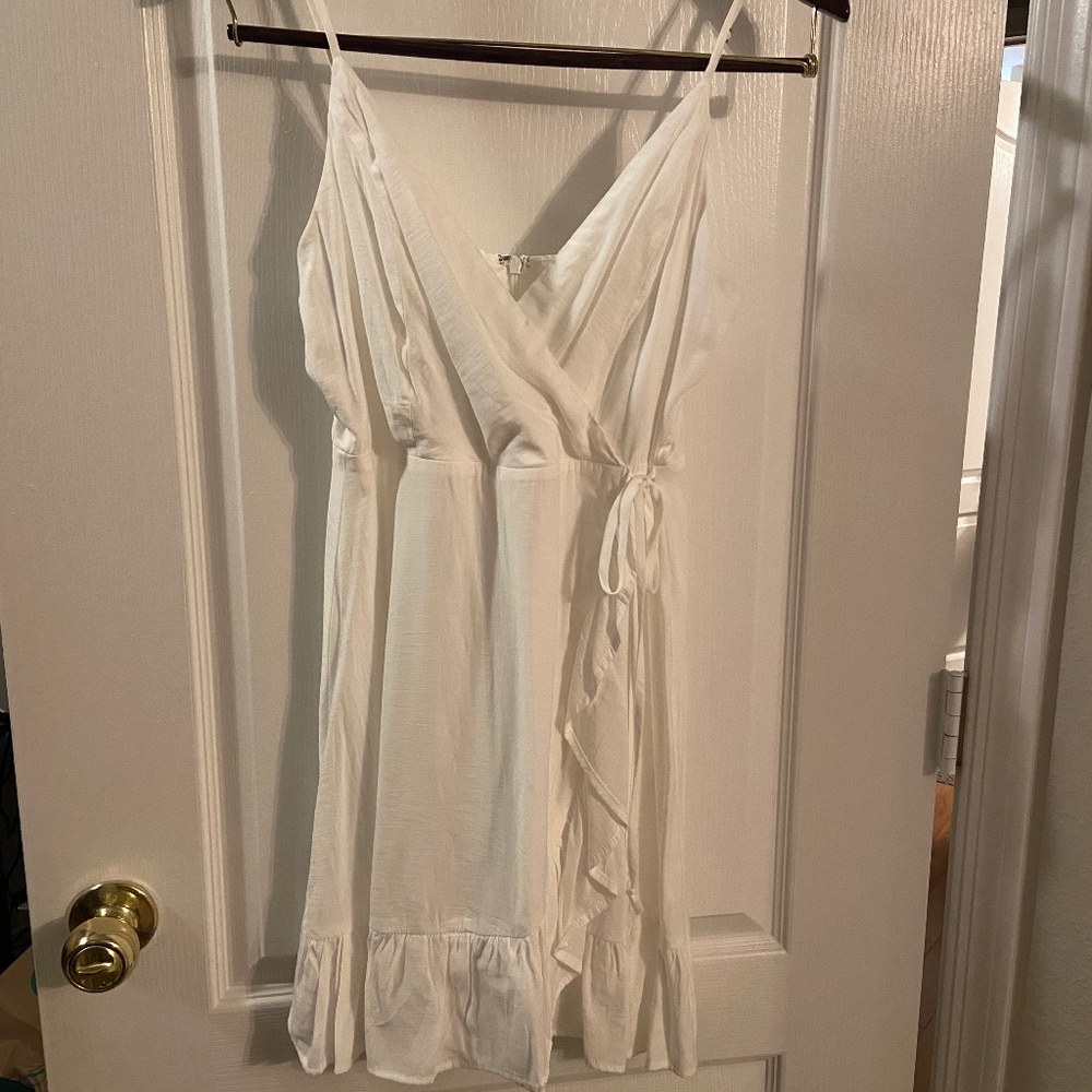 Altar’d State white dress Size medium fits like a 4-6 comfortable